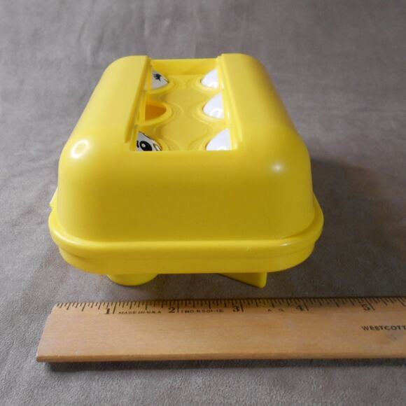 Kidoozie Peek N Peep Eggs in Carton Matching & Sorting Fun Missing 1 Egg - Picture 7 of 9